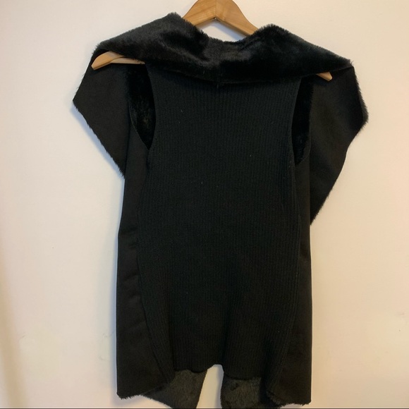 Black Vest Twelfth love sweater vest - Picture 7 of 9